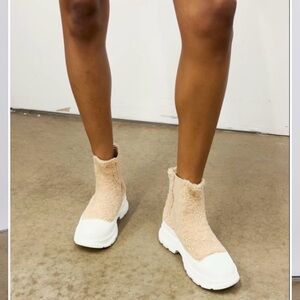 AZALEA WANG LINDIE SHERPA SLIP ON SNEAKER - 7.5